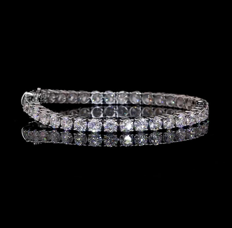 Tennis Bracelet - Diamond weight 10.00cts